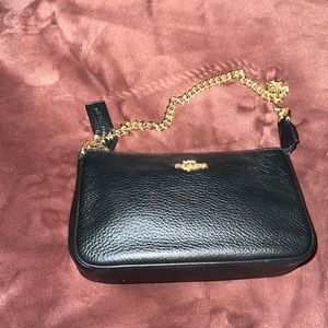 Coach Wristlet 19 in Black